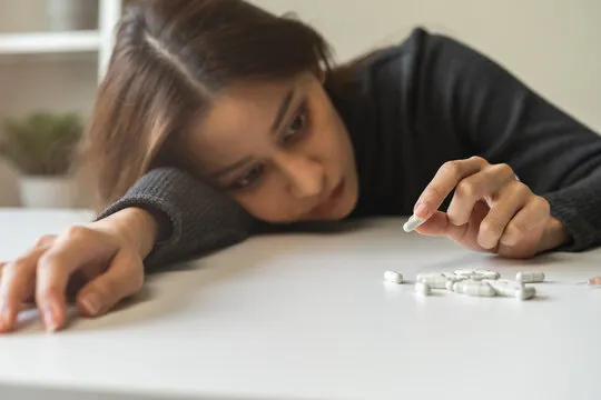 Dấu hiệu cần cảnh giác với "Thuốc giảm cân tự nhiên" nguy hiểm