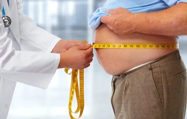 Quyết định giảm cân ở người cao tuổi: LUÔN phải có sự đánh giá Y TẾ toàn diện